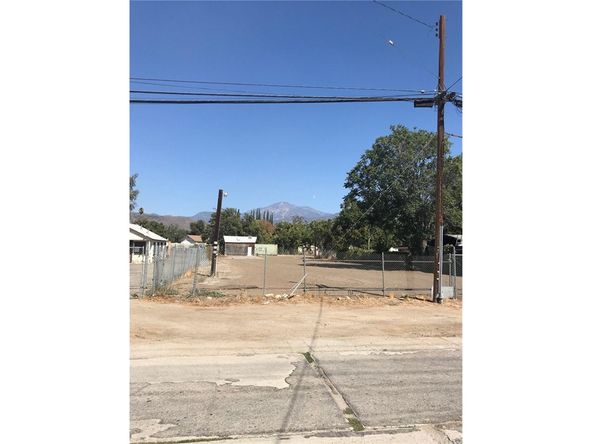 32436 Dunlap Blvd, Yucaipa, CA 92399